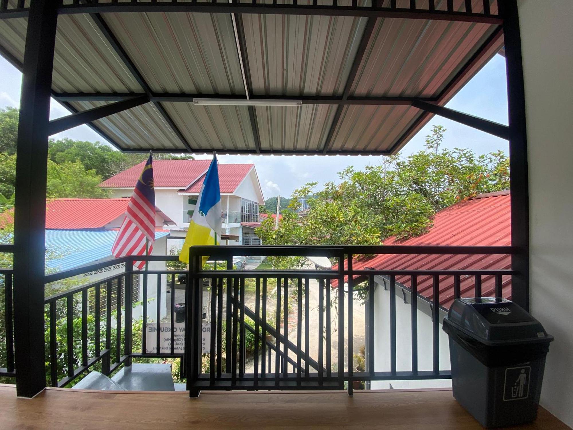 Roomstay Cikgu Mie Bayan Lepas Exterior foto